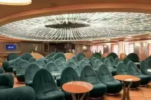 8-L’Insolito Lounge