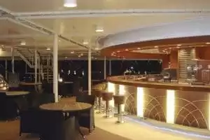 2-El Sombrero Pool Bar