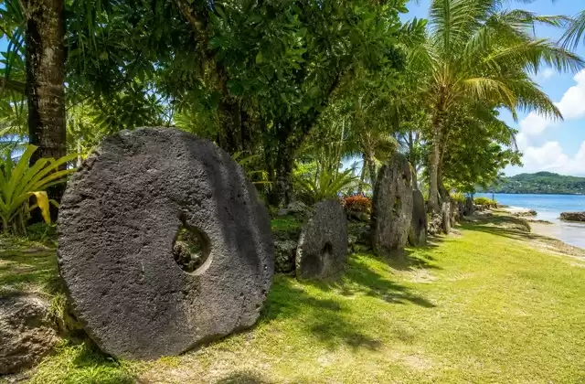 Monedas de piedra